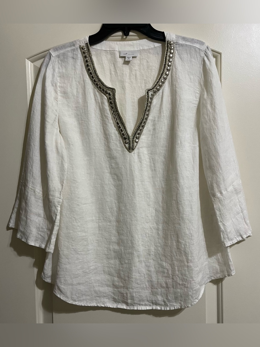 J. Jill Love White Linen Studded Beaded V-Neck Blouse Top Size PETITE Medium